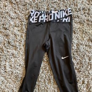 Never Worn Nike Intertwist Leggings